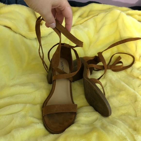 lace up heels - Picture 5 of 5